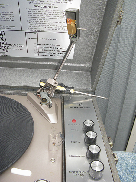 Tonearm Bottom View